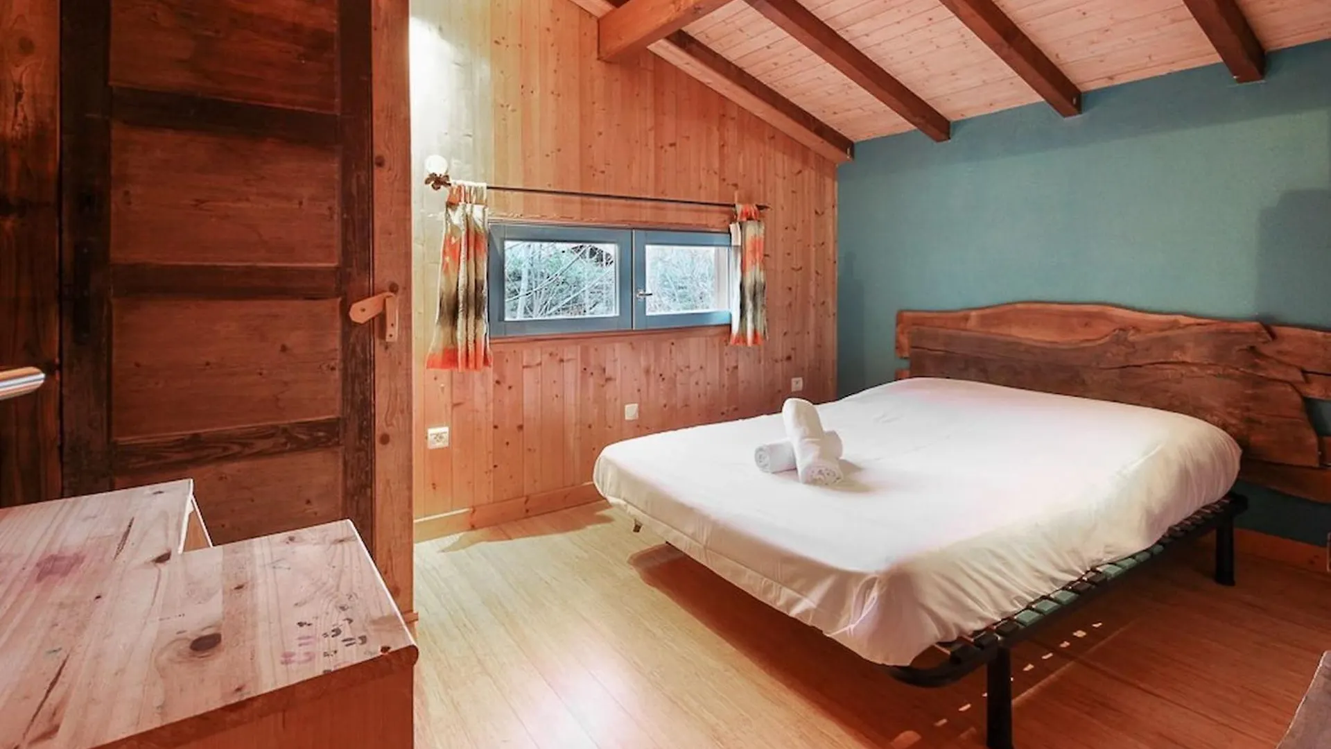 Chalet Of The 5 Chardons Ski-In Ski-Out Les Houches