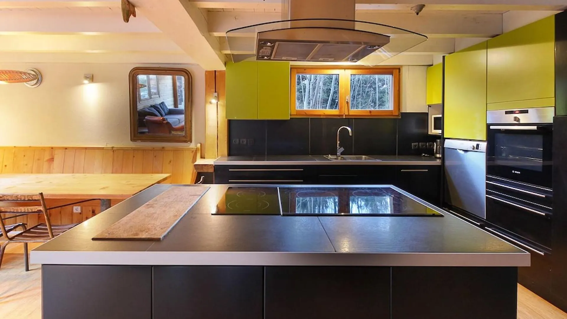 Chalet Of The 5 Chardons Ski-In Ski-Out Les Houches